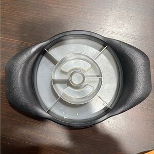 Pampered Chef Pineapple cutter